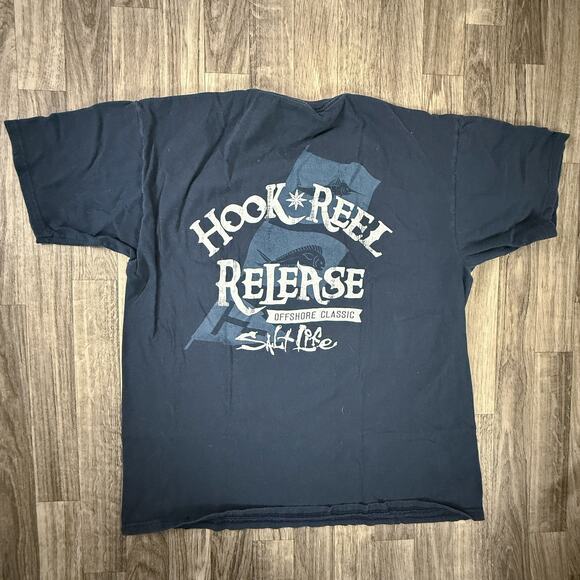 Salt Life Hook Reel Release T-Shirt Blue Pocket Graphic Tee Offshore Classic - Picture 2 of 4